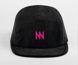 Casquette noire en velours côtelé